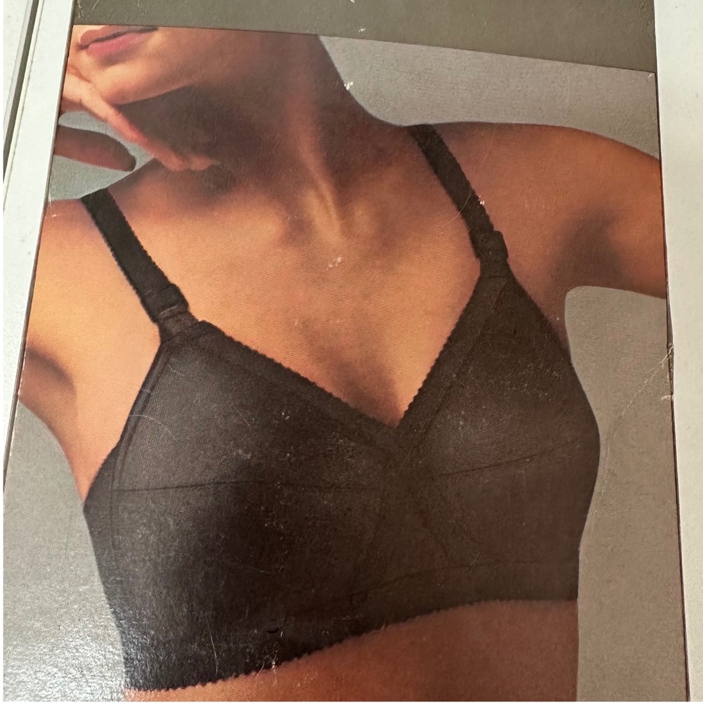 Vintage JCPenney Tricot Crossover Bra Black Seamed Wireless 38C USA Made 1872